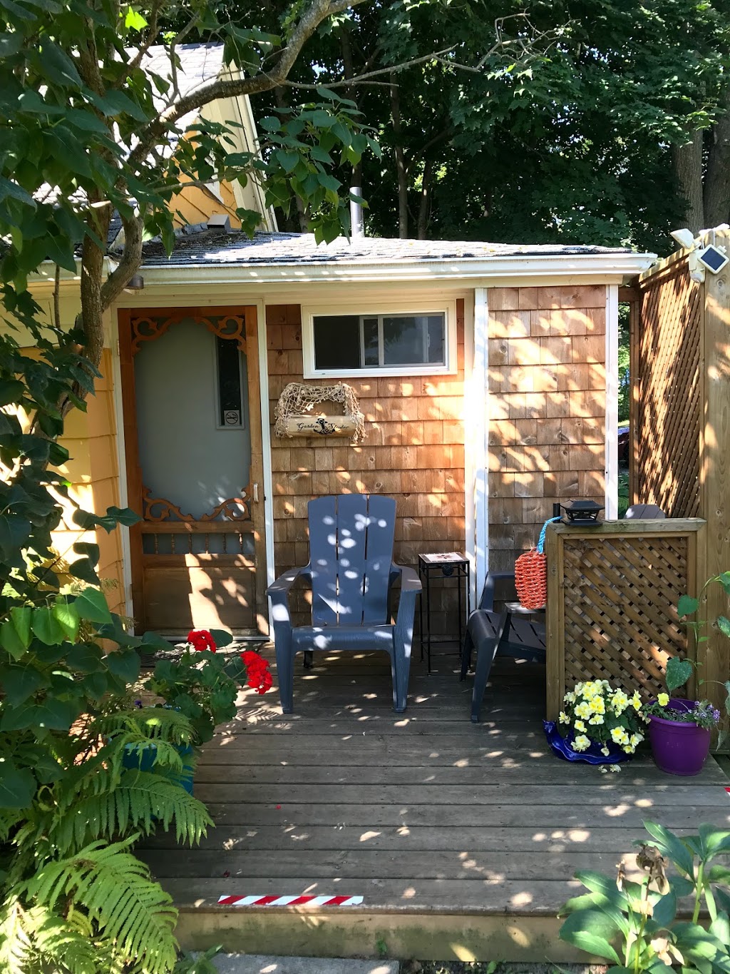 Stella Rose B & B | 611 Main St, Wolfville, NS B4P 1G1, Canada | Phone: (902) 697-2368