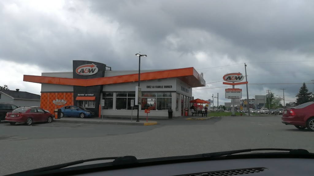 A&W Canada | 20 Bd Frontenac O, Thetford Mines, QC G6G 1M7, Canada | Phone: (418) 755-0302