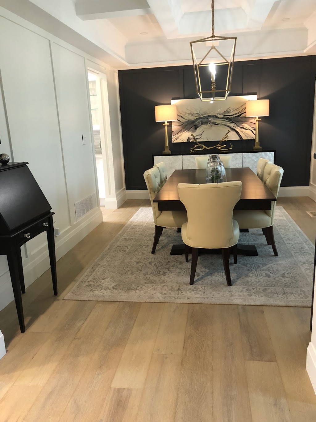 Alexanian Carpet & Flooring | 870 Appleby Line, Burlington, ON L7L 2Y8, Canada | Phone: (905) 639-4934