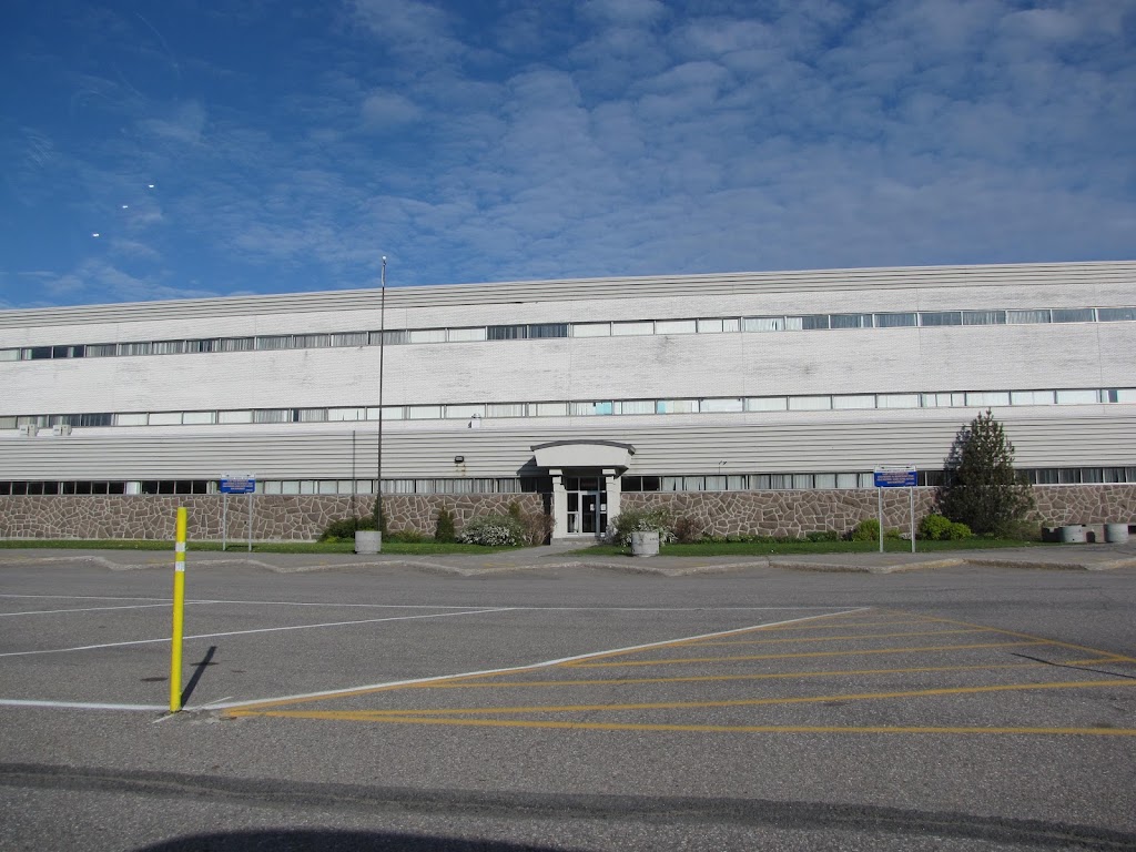 Pavillon Wilbrod-Dufour | 850 Av. Bégin, Alma, QC G8B 2X6, Canada | Phone: (418) 669-6063