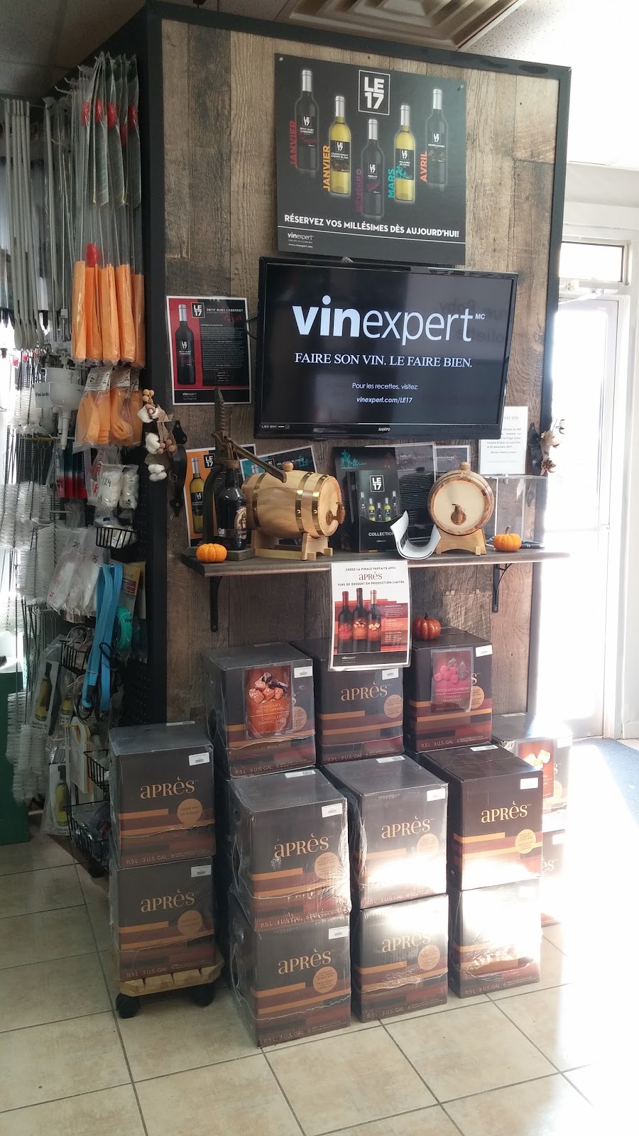 Coin du vin Joliette | 550 Rue de Lanaudière, Joliette, QC J6E 3M4, Canada | Phone: (450) 752-2573