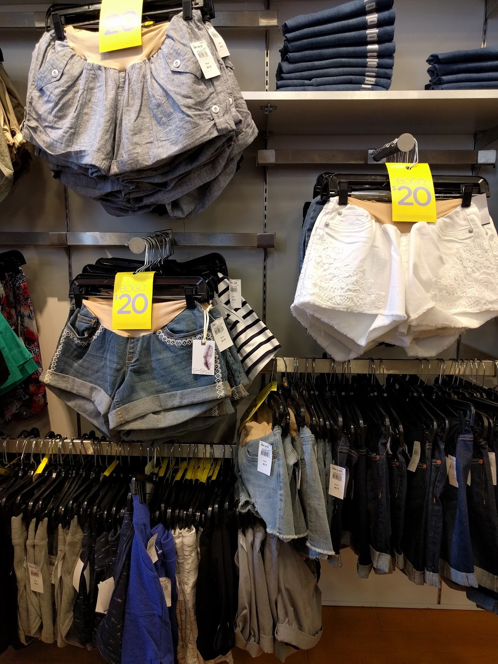 Destination Maternity | 7337 Macleod Trail SW, Calgary, AB T2H 0L8, Canada | Phone: (403) 252-1321