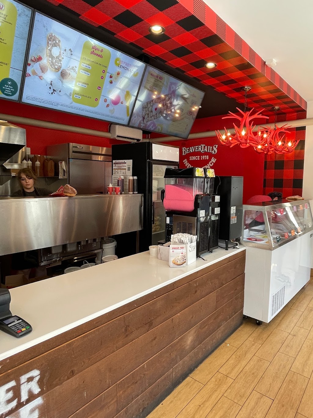 BeaverTails Waterton | 116 Waterton Ave, Waterton Park, AB T0K 2M0, Canada | Phone: (403) 859-2449