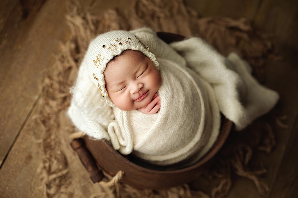 Crystal Lee Photography | 41 Panorama Ave, Lacombe, AB T4L 0J4, Canada | Phone: (403) 391-2429