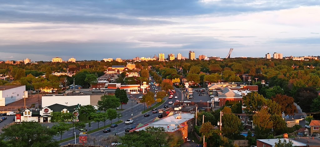 Faubourg Lacordaire | 9480 Bd Lacordaire, Saint-Léonard, QC H1R 3N3, Canada | Phone: (514) 324-9430