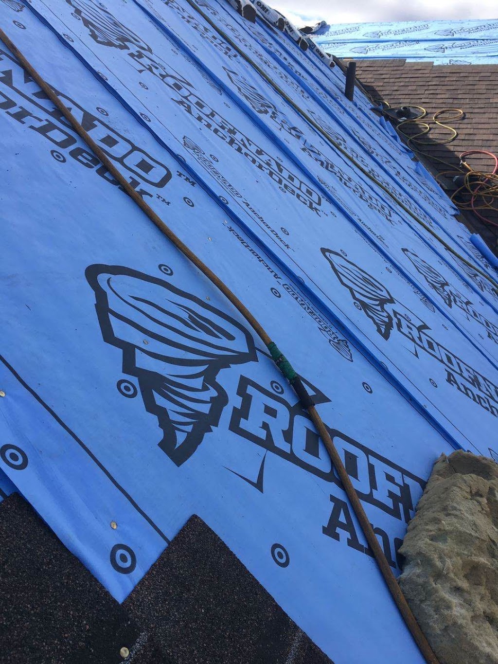 Local Roofing Services | 2929 Kennedy Rd, Scarborough, ON M1V 1S9, Canada | Phone: (647) 372-5316