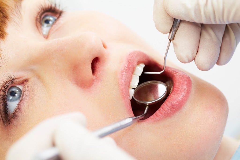 Rainbow Dental Centre | 1 Water St, Angus, ON L0M 1B0, Canada | Phone: (705) 424-0873