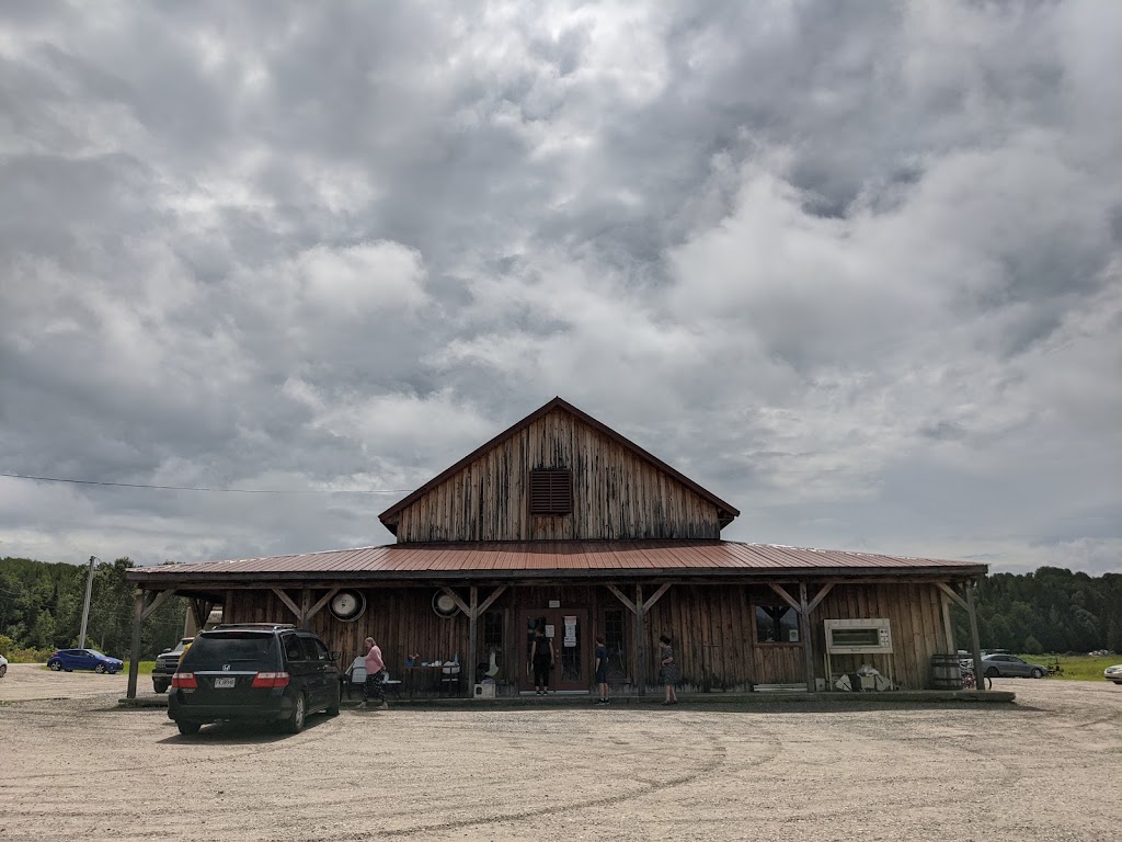 Ferme Rose Des Vents | 2443 Chem. du 5e-Rang S, Mont-Laurier, QC J9L 3G7, Canada | Phone: (819) 623-5672