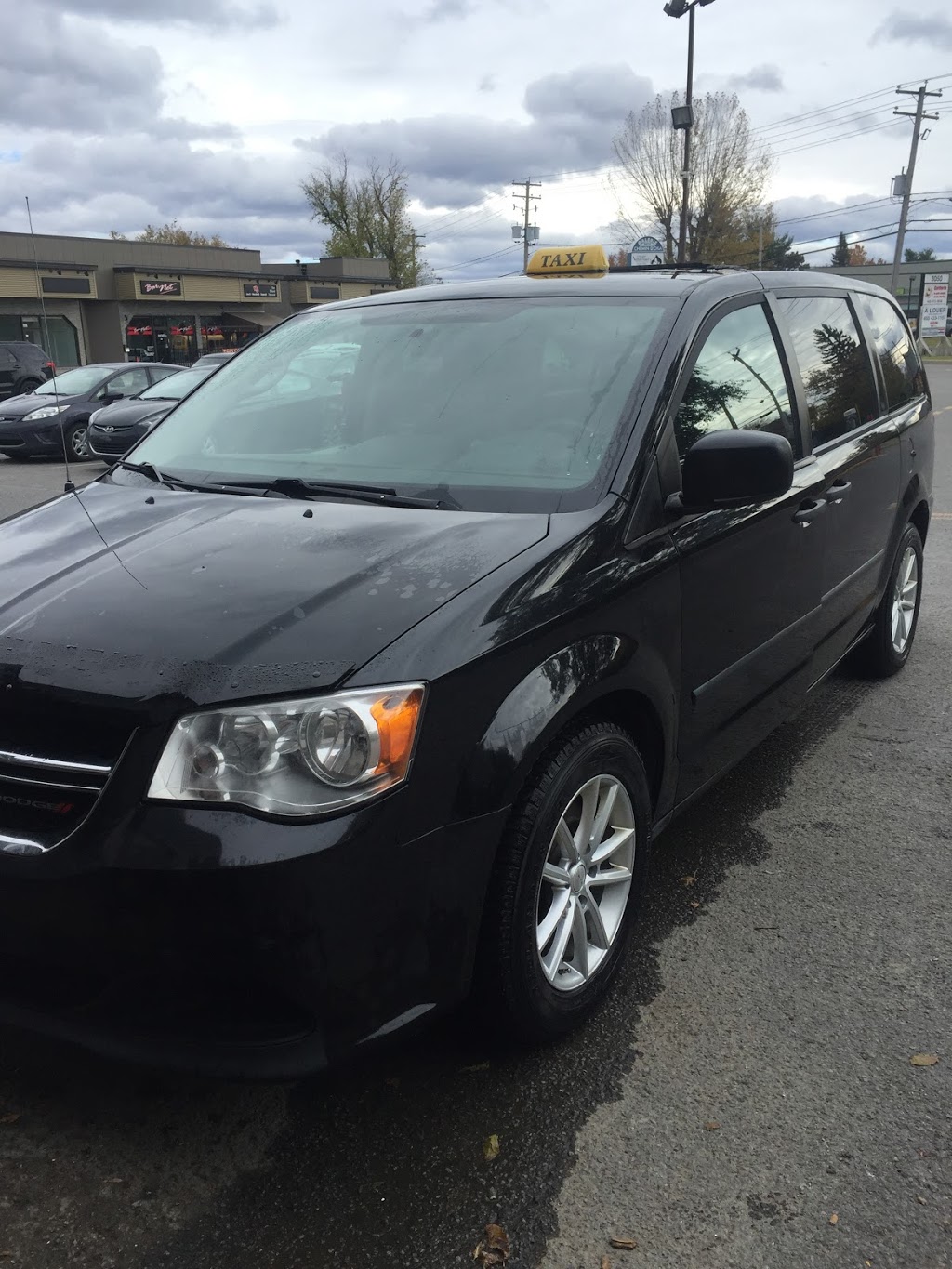 Taxi Oka Airport | 1368 Chemin dOka, Oka, QC J0N 1E0, Canada | Phone: (450) 415-5610