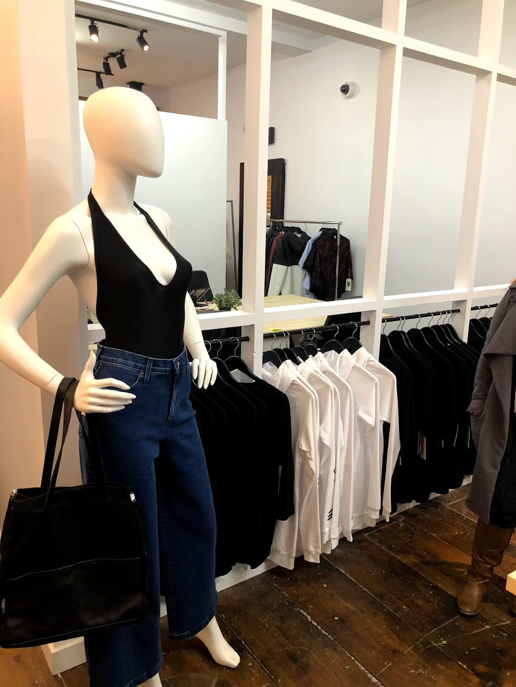 Gank | 4644 R. Notre Dame O, Montréal, QC H4C 1S4, Canada | Phone: (514) 400-5027