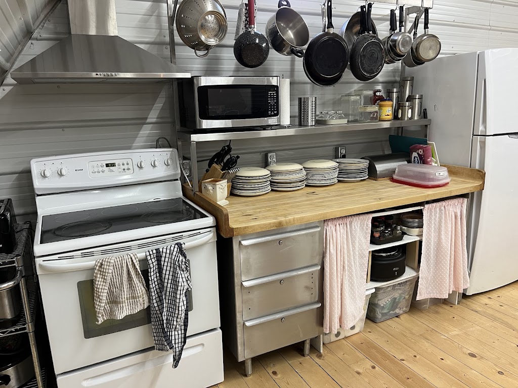 Currie Country Living | Mile 19 And 57, La Rivière, MB R0G 1P0, Canada | Phone: (204) 245-9051