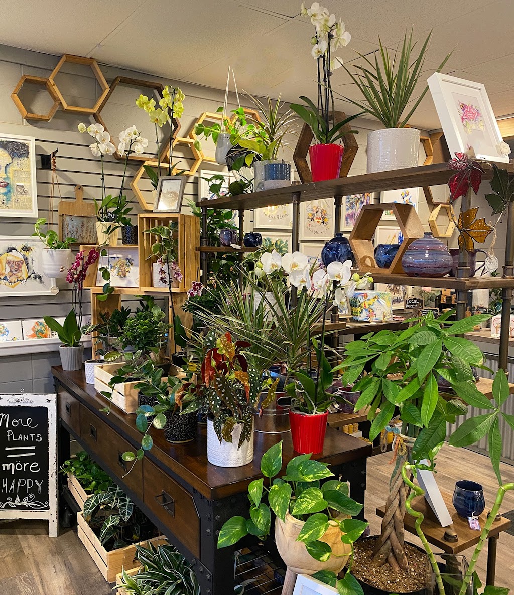 The B Nest Floral Design and Studio | 5010 50 St, Sylvan Lake, AB T4S 1M5, Canada | Phone: (587) 877-2899