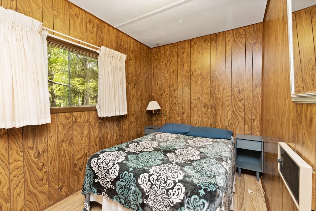 Sand Bay Resort | 80 Sand Bay Rd, Nobel, ON P0G 1G0, Canada | Phone: (705) 342-9333