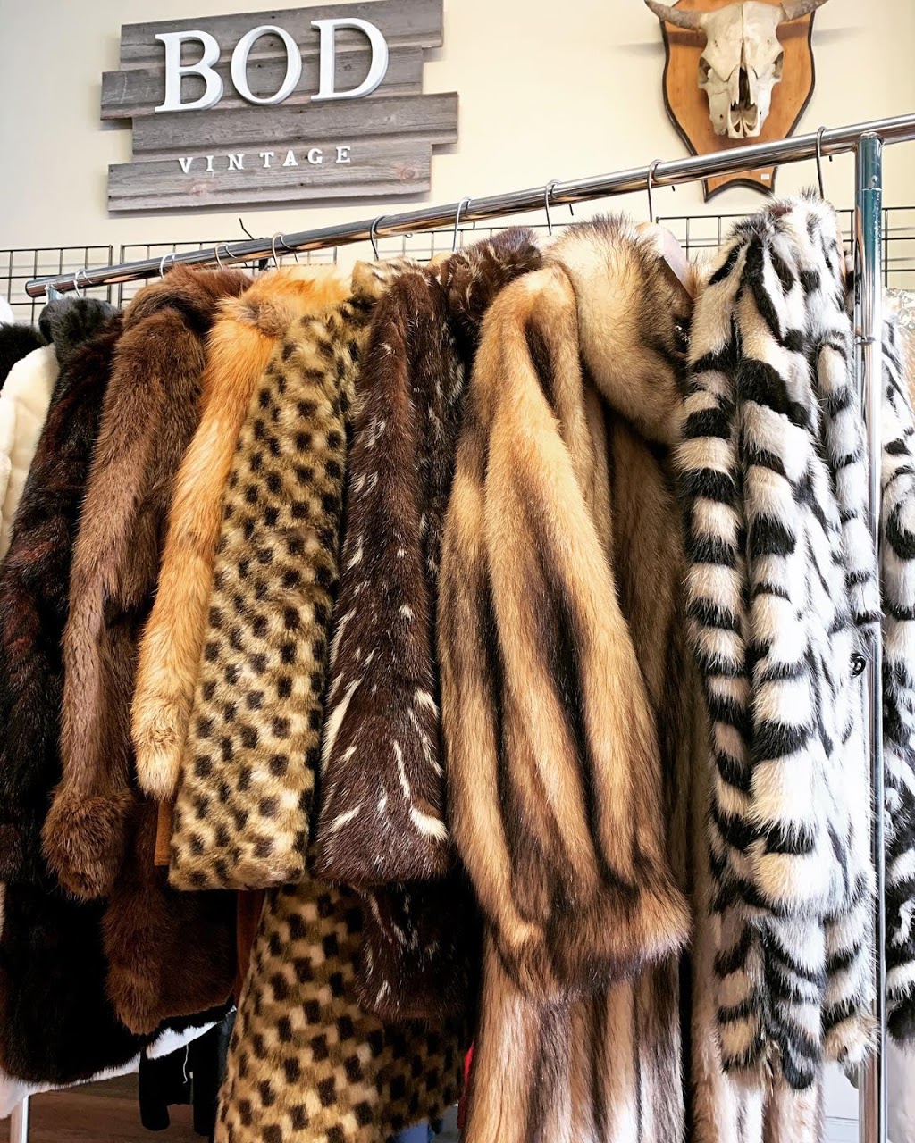 Better Off Duds | 510A 33rd Street West, Saskatoon, SK S7L 0V8, Canada | Phone: (306) 979-3837