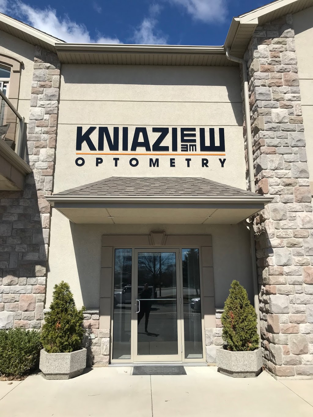 Kniaziew Optometry | 101 Unit A Ellen St, Blenheim, ON N0P 1A0, Canada | Phone: (226) 416-0022
