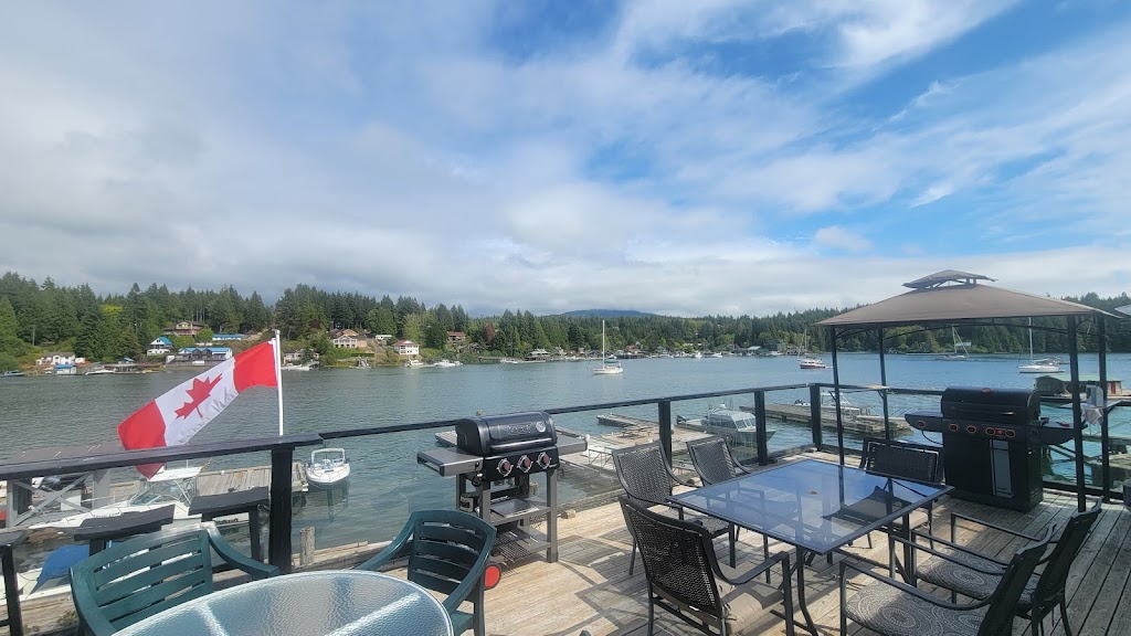 Harbourside Lodge | Beale Cape, Bamfield, BC V0R 1B0, Canada | Phone: (250) 728-3330