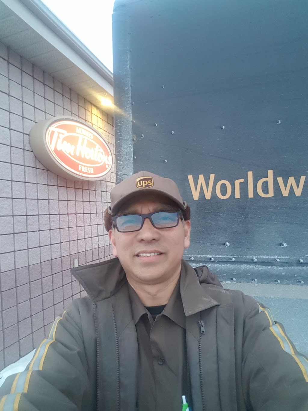 Tim Hortons | 18273 Leslie St, Sharon, ON L0G 1V0, Canada | Phone: (905) 952-0940
