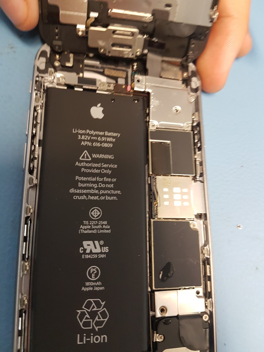 Mobile Expert Alma | 744 Av. du Pont S, Alma, QC G8B 2V4, Canada | Phone: (418) 290-2079