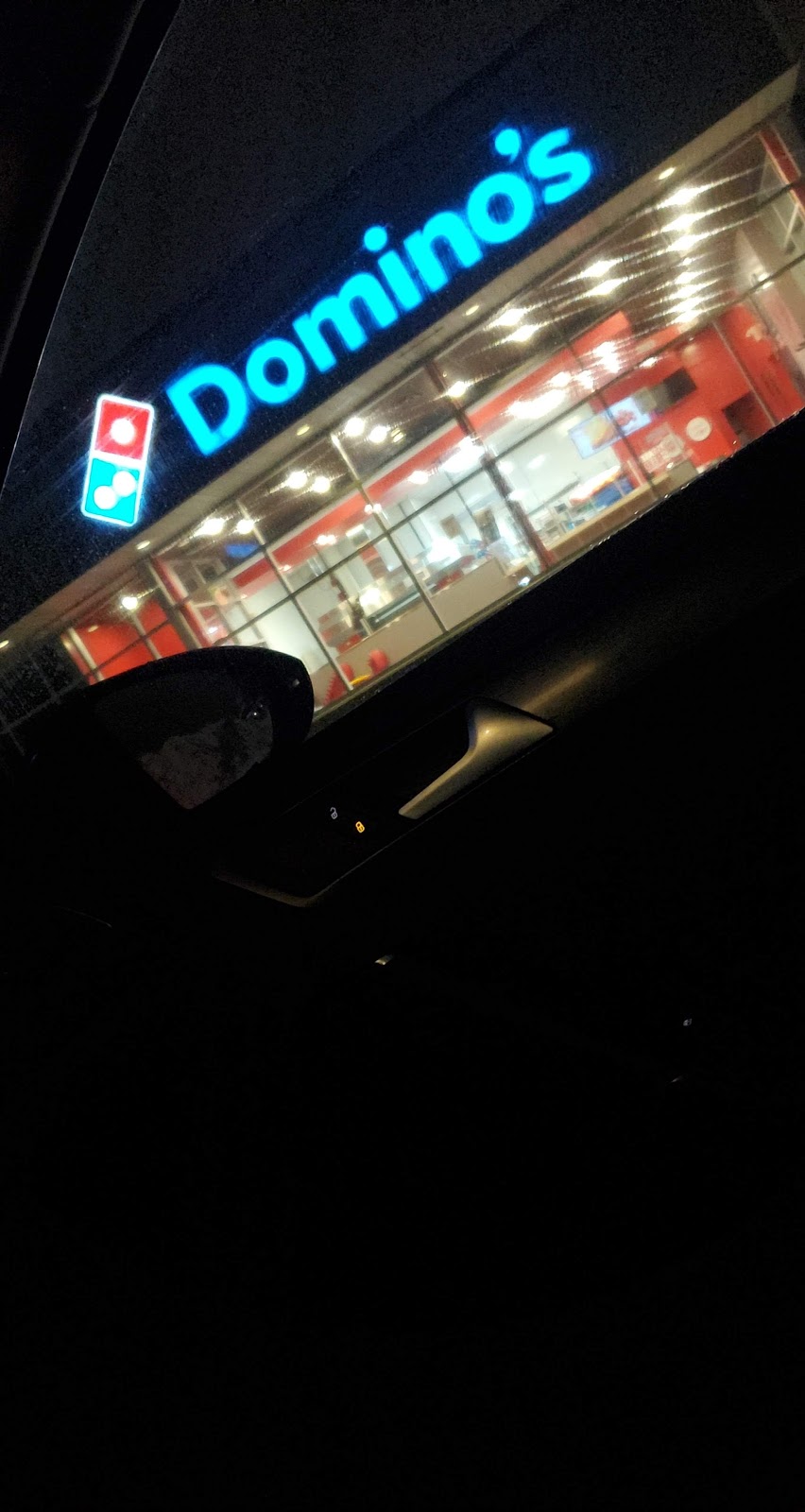 Dominos Pizza | 205 Memorial Ave, Orillia, ON L3V 5X8, Canada | Phone: (705) 325-4433