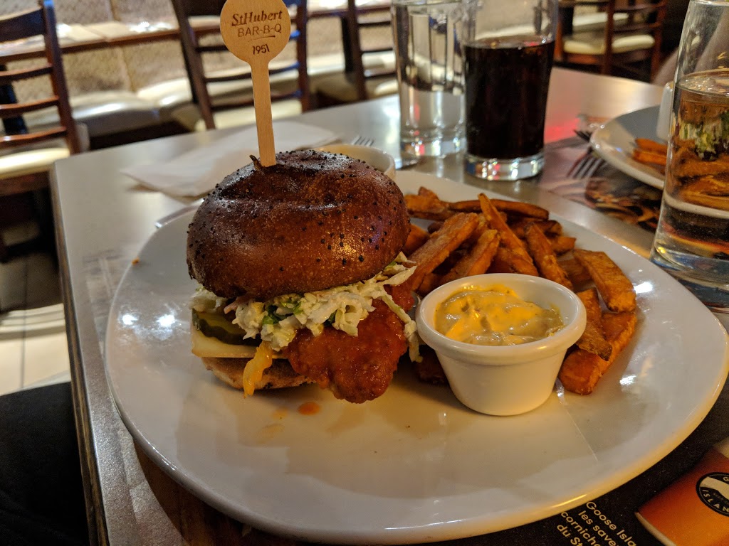 Rôtisserie St-Hubert | 1370 Boulevard Monseigneur-Langlois, Saint-Timothée, QC J6S 1E3, Canada | Phone: (450) 371-9222