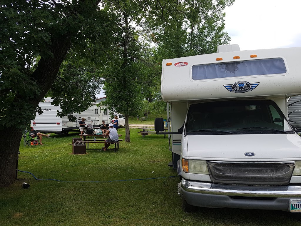 Carman Pool & Campground | campground | Box 160, 30 Kings Park Rd, Carman, MB R0G 0J0, Canada | 2047453814 OR +1 204-745-3814