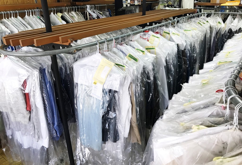 Lucky Star Cleaners - Toronto Junction | 25 St Johns Rd, Toronto, ON M6P 1T7, Canada | Phone: (416) 767-6833