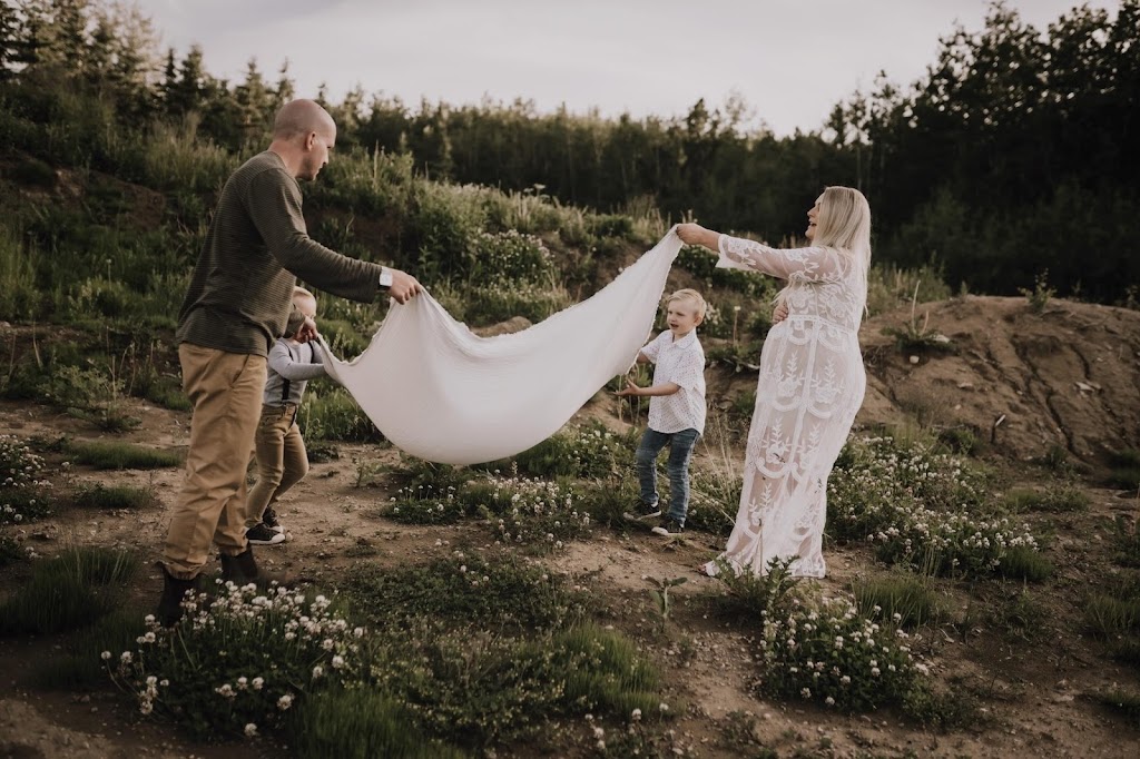 Triple Ten Photography | 22 Oslo Close, Red Deer, AB T4N 5A5, Canada | Phone: (403) 896-5376