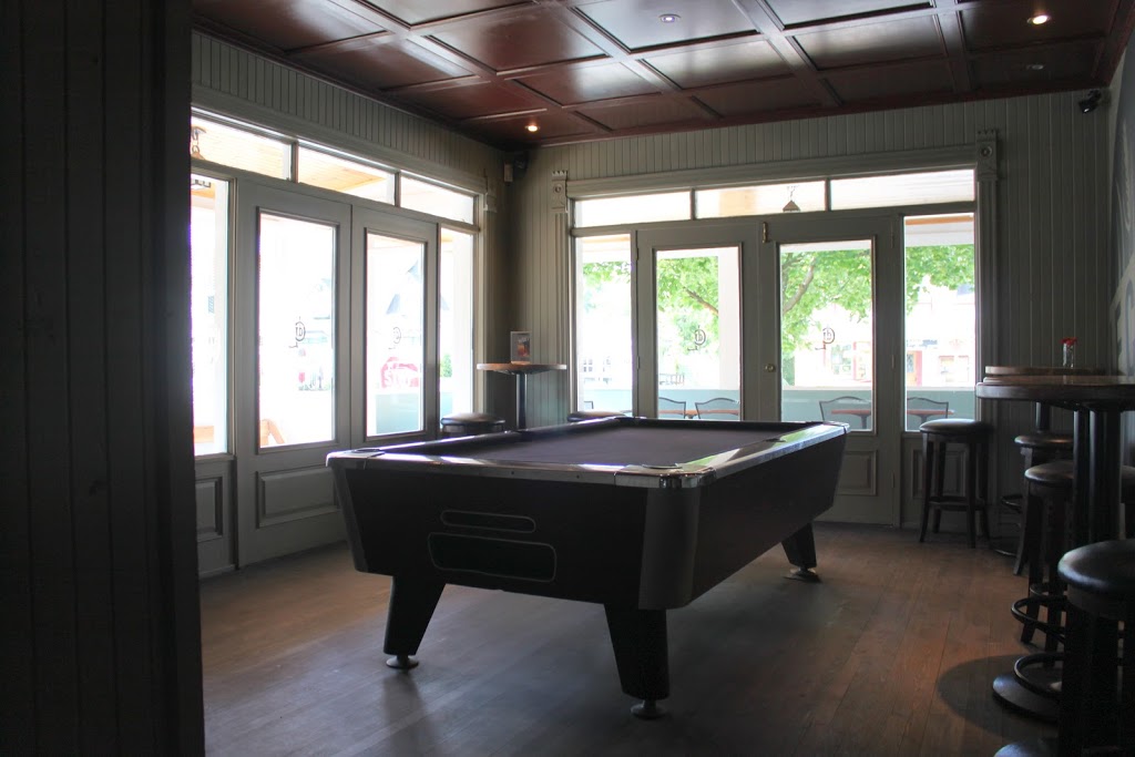 Château du Lac | 460 Rue Main, Hudson, QC J0P 1H0, Canada | Phone: (450) 458-4092