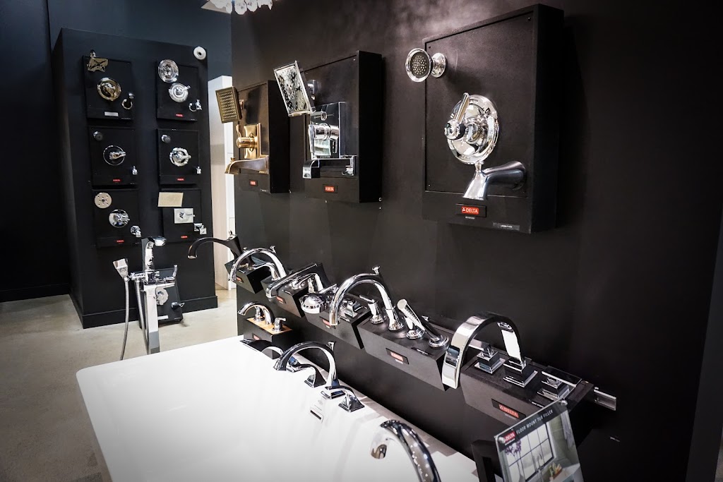Country Homes Decor Studio | 40 Innovation Dr #8a, Woodbridge, ON L4H 0T2, Canada | Phone: (905) 265-7249
