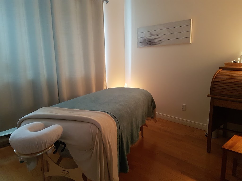 Massothérapie et soins pour toute la famille | 52 Rue Riel, Châteauguay, QC J6J 3C9, Canada | Phone: (514) 267-3524