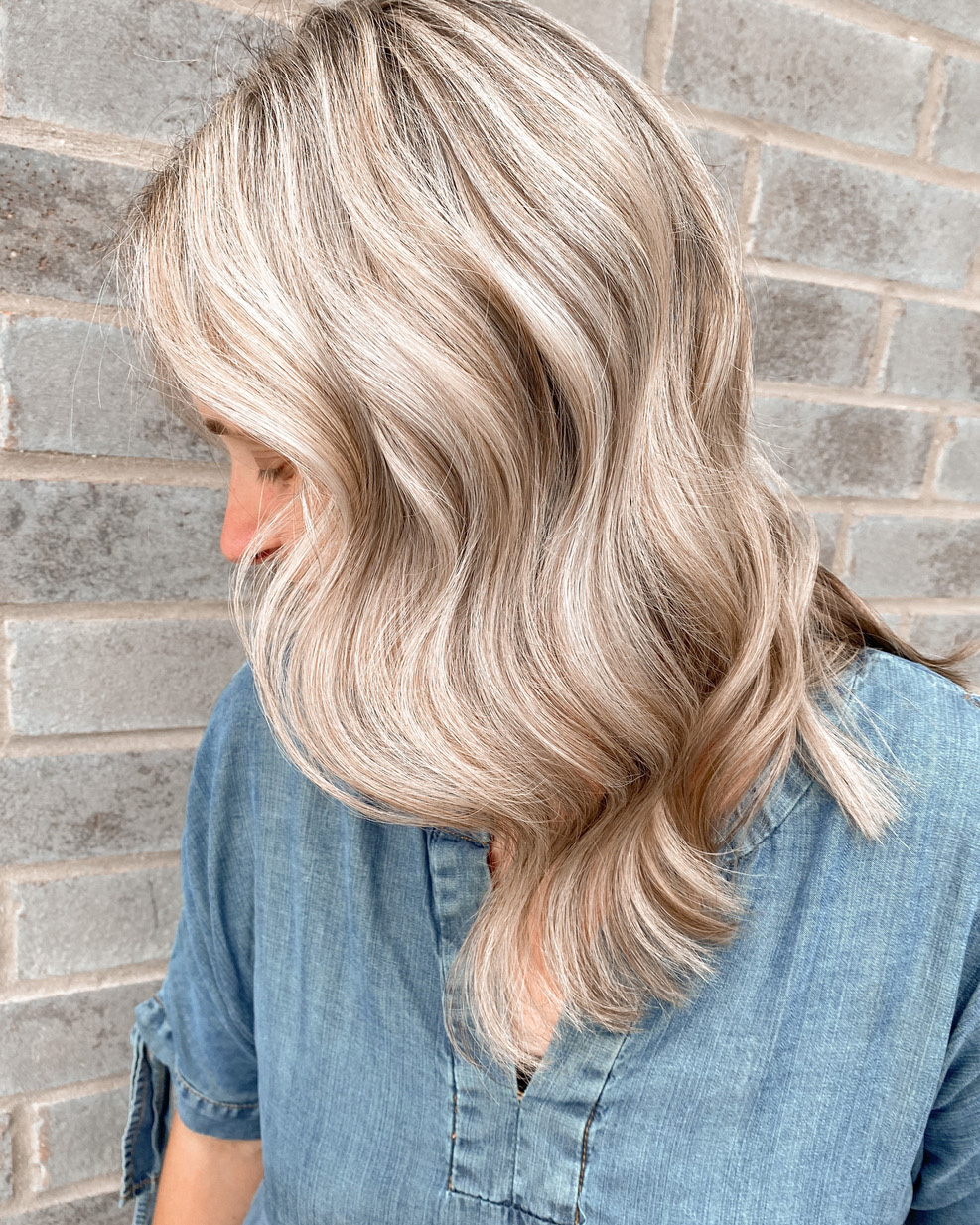 The Salon Mom | Arnold St, Tillsonburg, ON N4G 0G9, Canada | Phone: (226) 231-8192