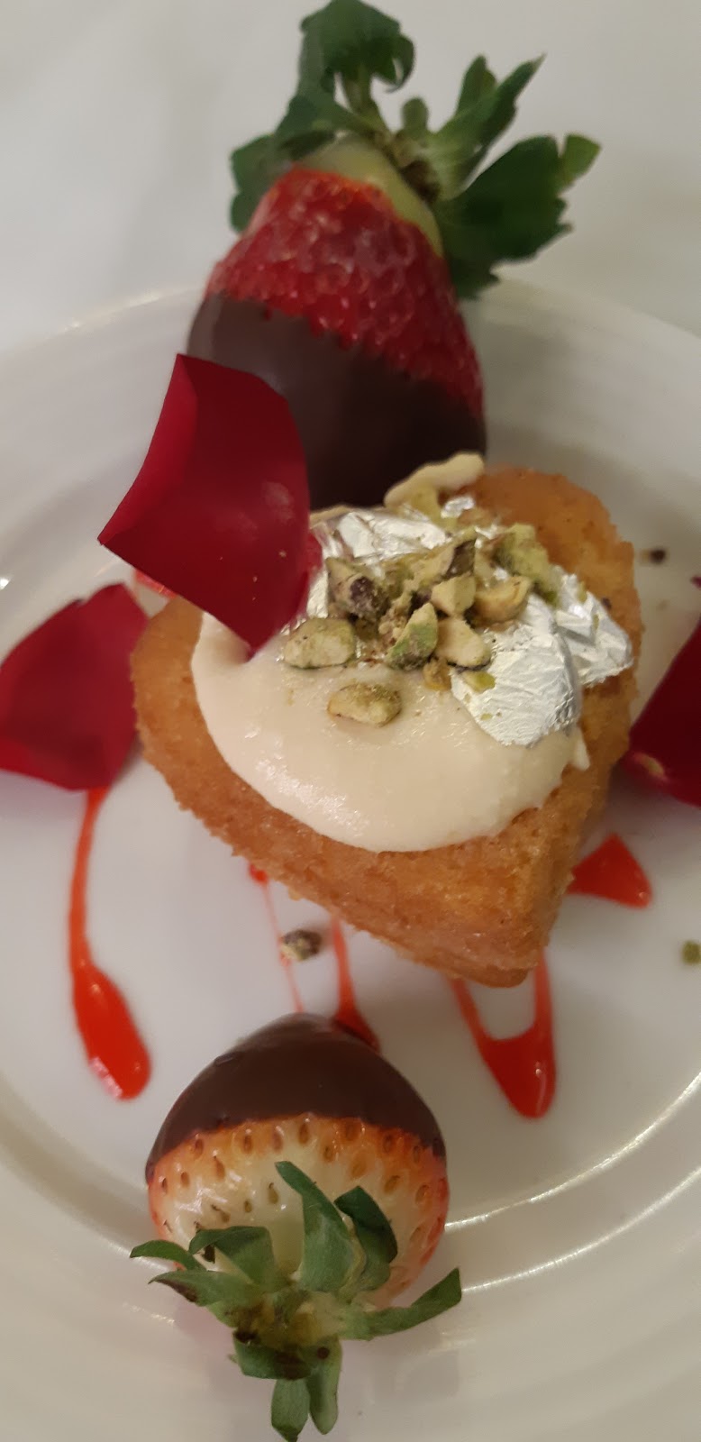 The Maharaja- A Boutique Indian Restaurant | 4646 Heritage Hills Blvd #3, Mississauga, ON L5R 1Y3, Canada | Phone: (905) 507-2444