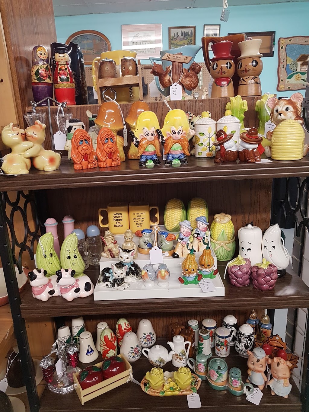 Sydney Claire Antiques and Collectibles | 14 King St E, Colborne, ON K0K 1S0, Canada | Phone: (289) 356-4858