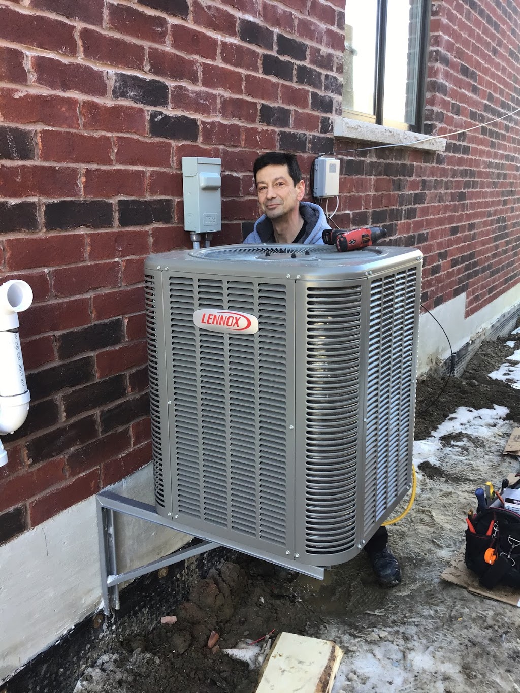 Smile HVAC Service and Installation Barrie | 45 Cathedral Pine Rd, Barrie, ON L4M 4Y8, Canada | Phone: (437) 777-4555