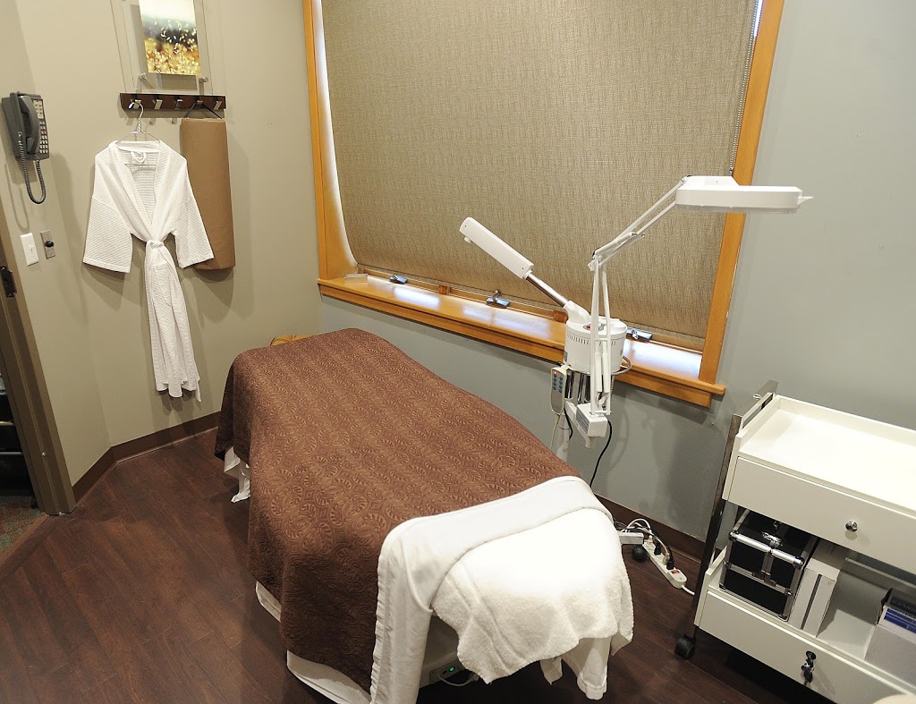 WNY Plastic Surgery: Andrew P. Giacobbe, MD, FACS | 7 Hopkins Rd, Williamsville, NY 14221, USA | Phone: (716) 634-5555
