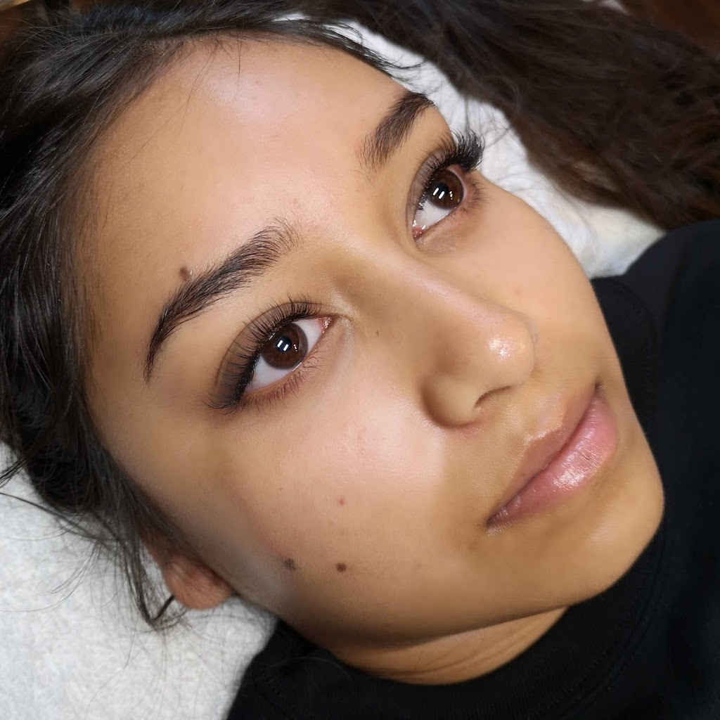Sublime Lash Studio | 38 Grand Ave S, Cambridge, ON N1S 2L6, Canada | Phone: (519) 841-3075