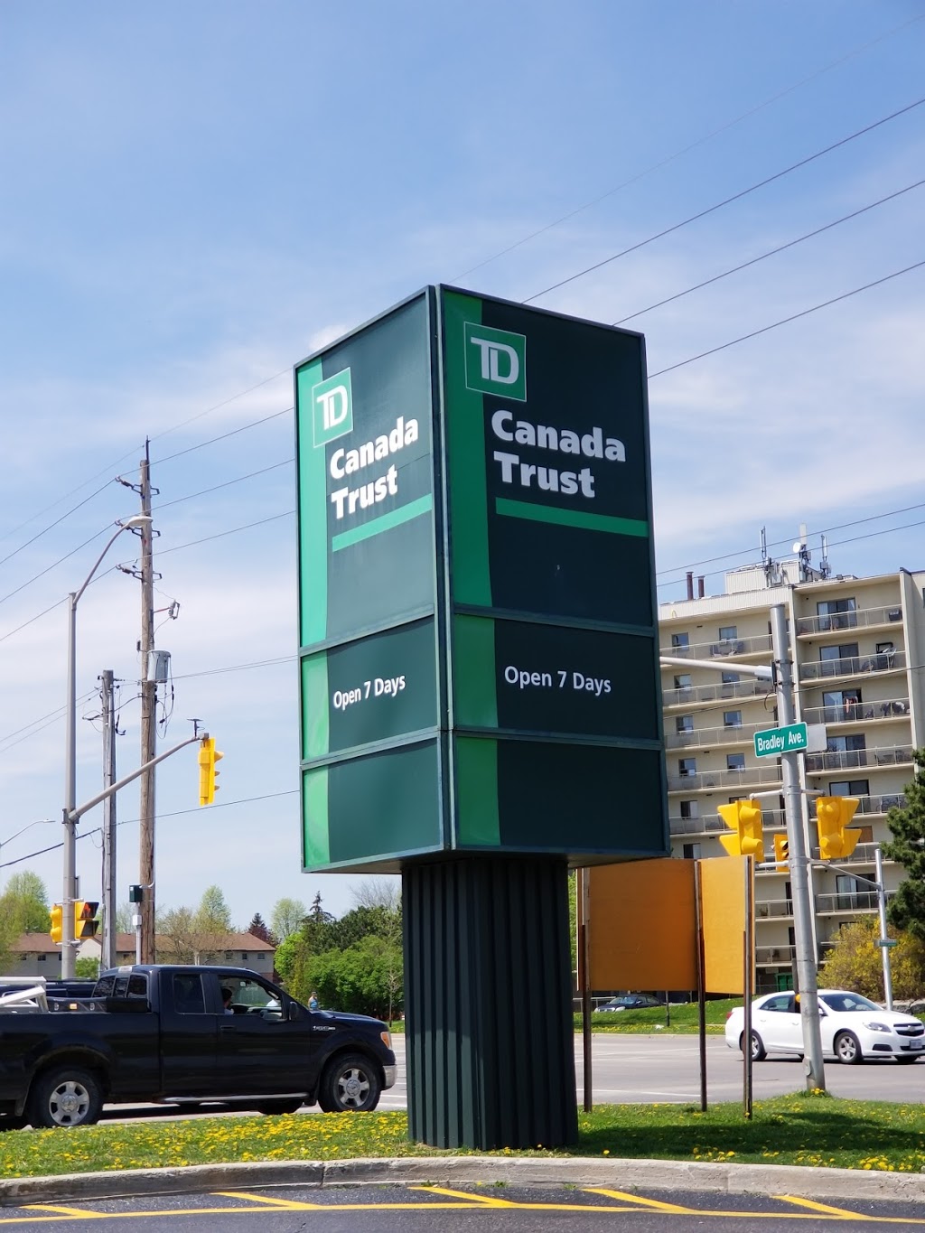 TD Canada Trust Branch and ATM | 1420 Ernest Ave, London, ON N6E 2H8, Canada | Phone: (519) 686-6810