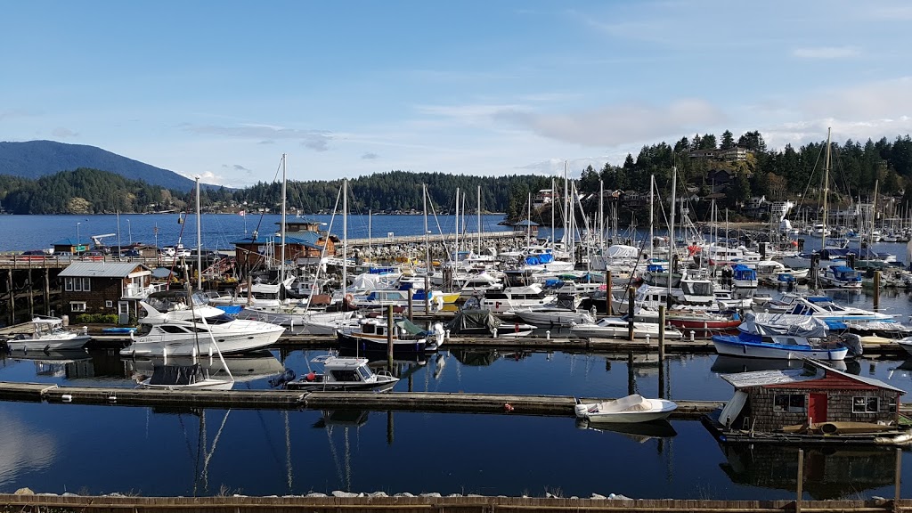 Mollys Seaside Market | 272 Mollys Ln, Gibsons, BC V0N 1V8, Canada | Phone: (604) 886-4117