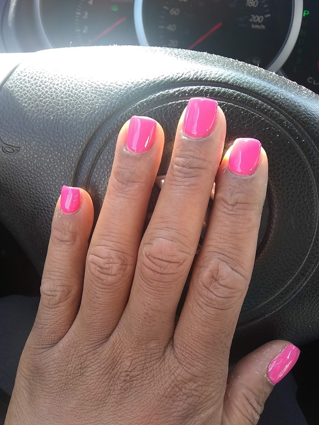 Delightful Nails | 796 Concession St, Hamilton, ON L8V 1C9, Canada | Phone: (905) 387-1375