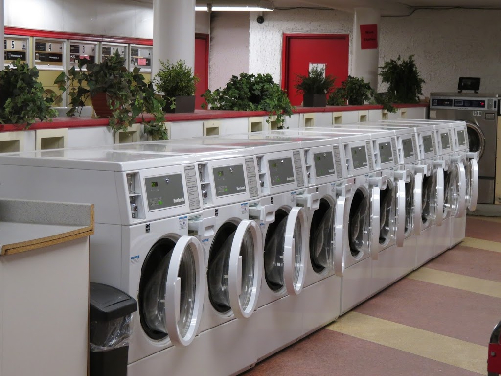 Crystal Clean Coin Laundry | 2987 Old Hwy 69, Val Caron, ON P3N 1E1, Canada | Phone: (705) 897-7227