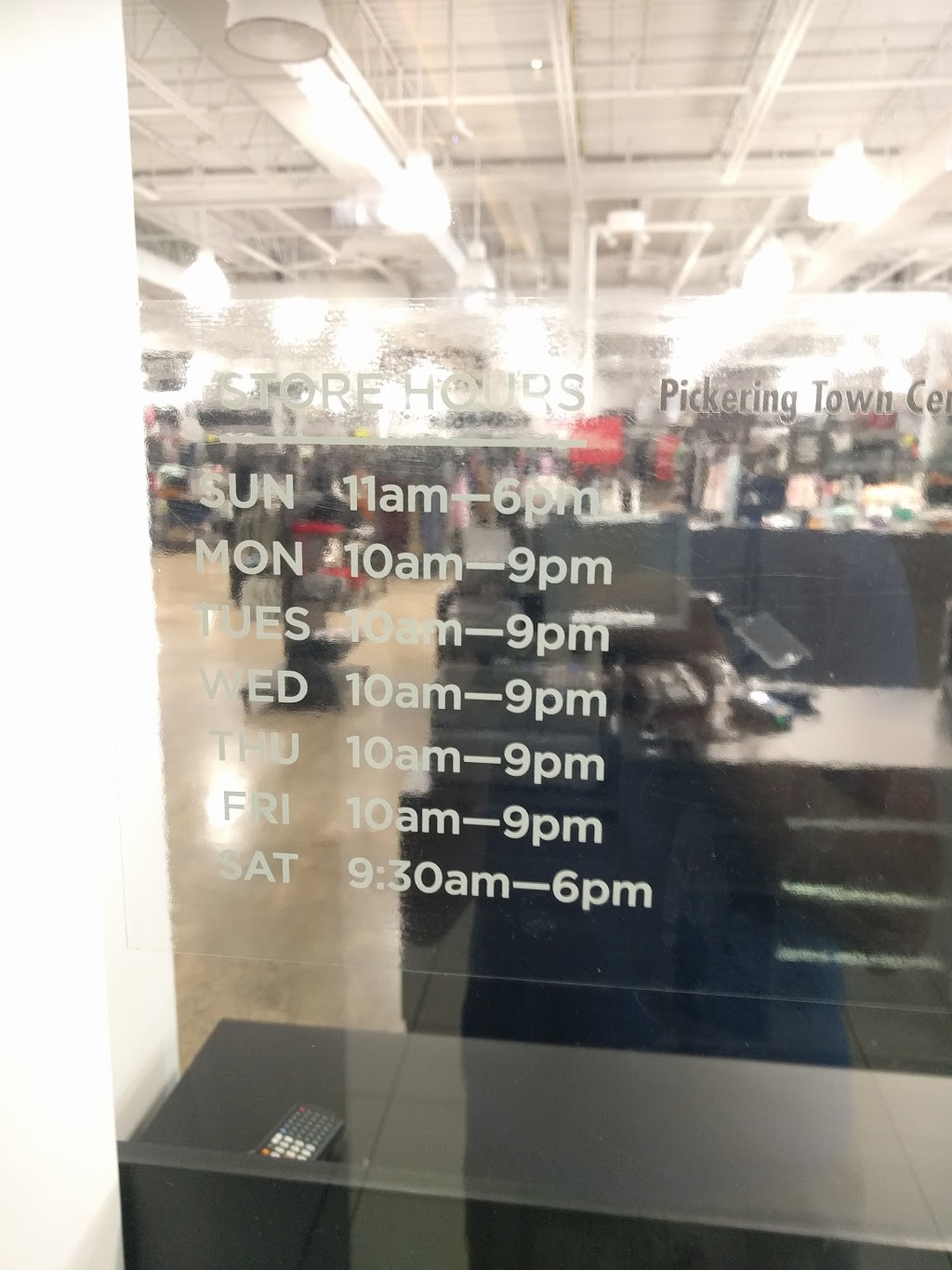 Saks OFF 5TH | Town Center, 1355 Kingston Rd, Pickering, ON L1V 1B8, Canada | Phone: (905) 421-9459