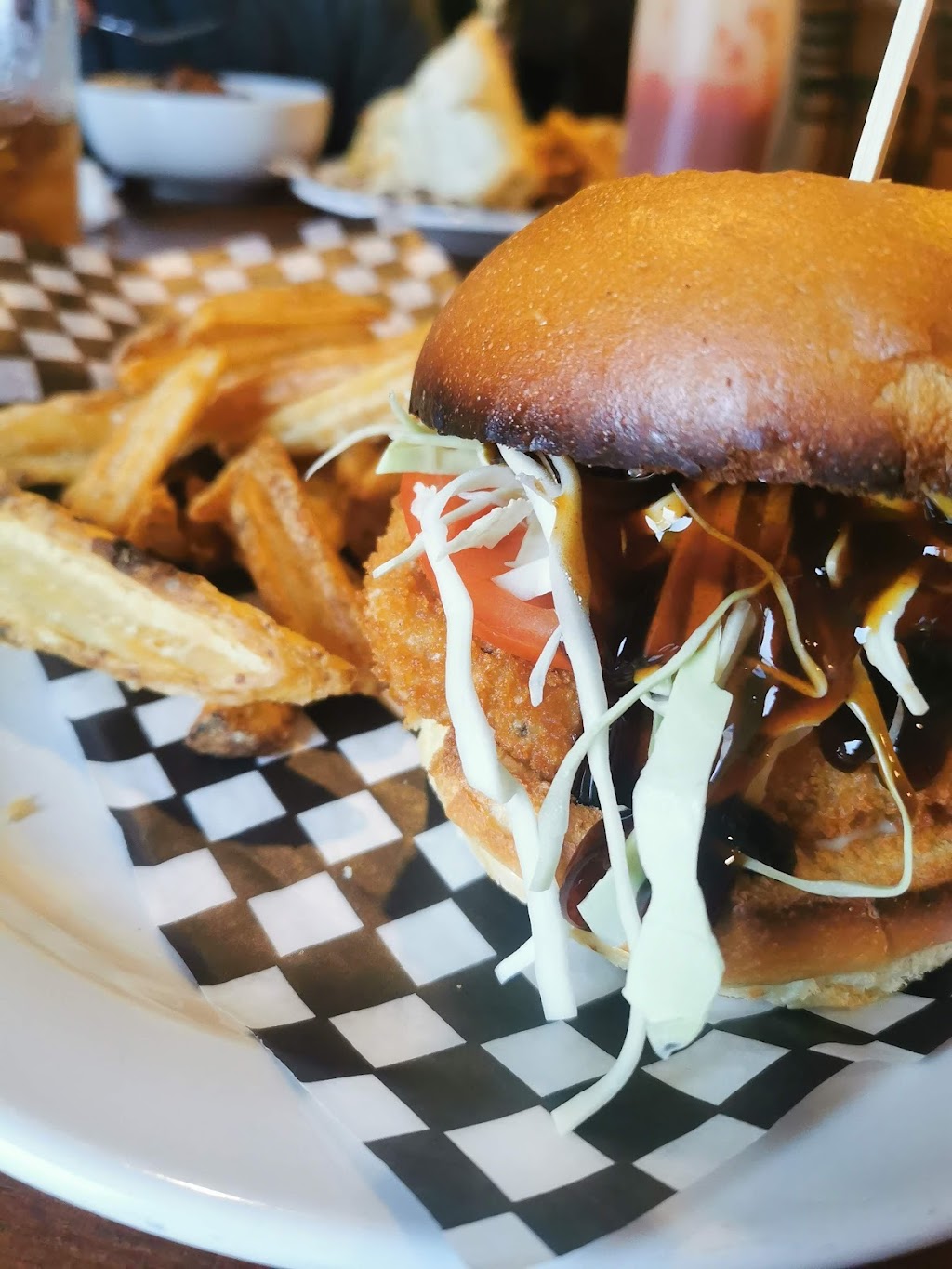 Tiya Kuys Bar and Resto | Highway 39, Service Rd, Midale, SK S0C 1S0, Canada | Phone: (306) 458-2266