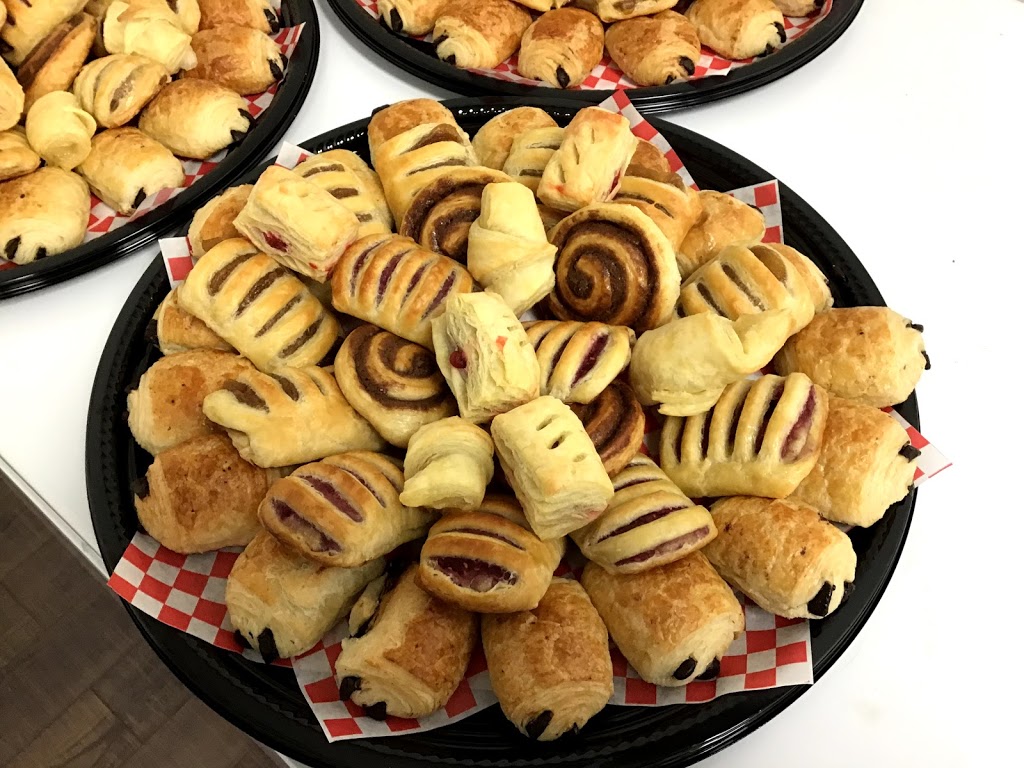 Maxou Traiteur & Café Gourmand | 3616 Avenue Saint-Augustin Suite 103, Lévis, QC G6Z 8H4, Canada | Phone: (418) 832-9696