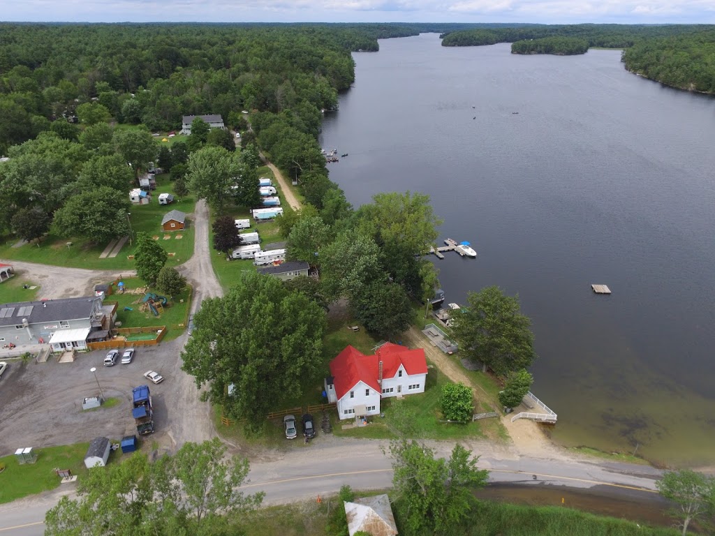 Desert Lake Family Resort | 2466 Desert Lake Rd, Hartington, ON K0H 1W0, Canada | Phone: (613) 374-2196