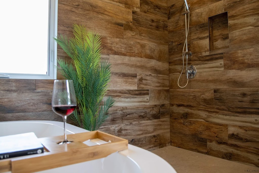 Chalet Malamut | 115 Chem. Roi-du-Mont, Woburn, QC G0Y 1R0, Canada | Phone: (819) 544-9662