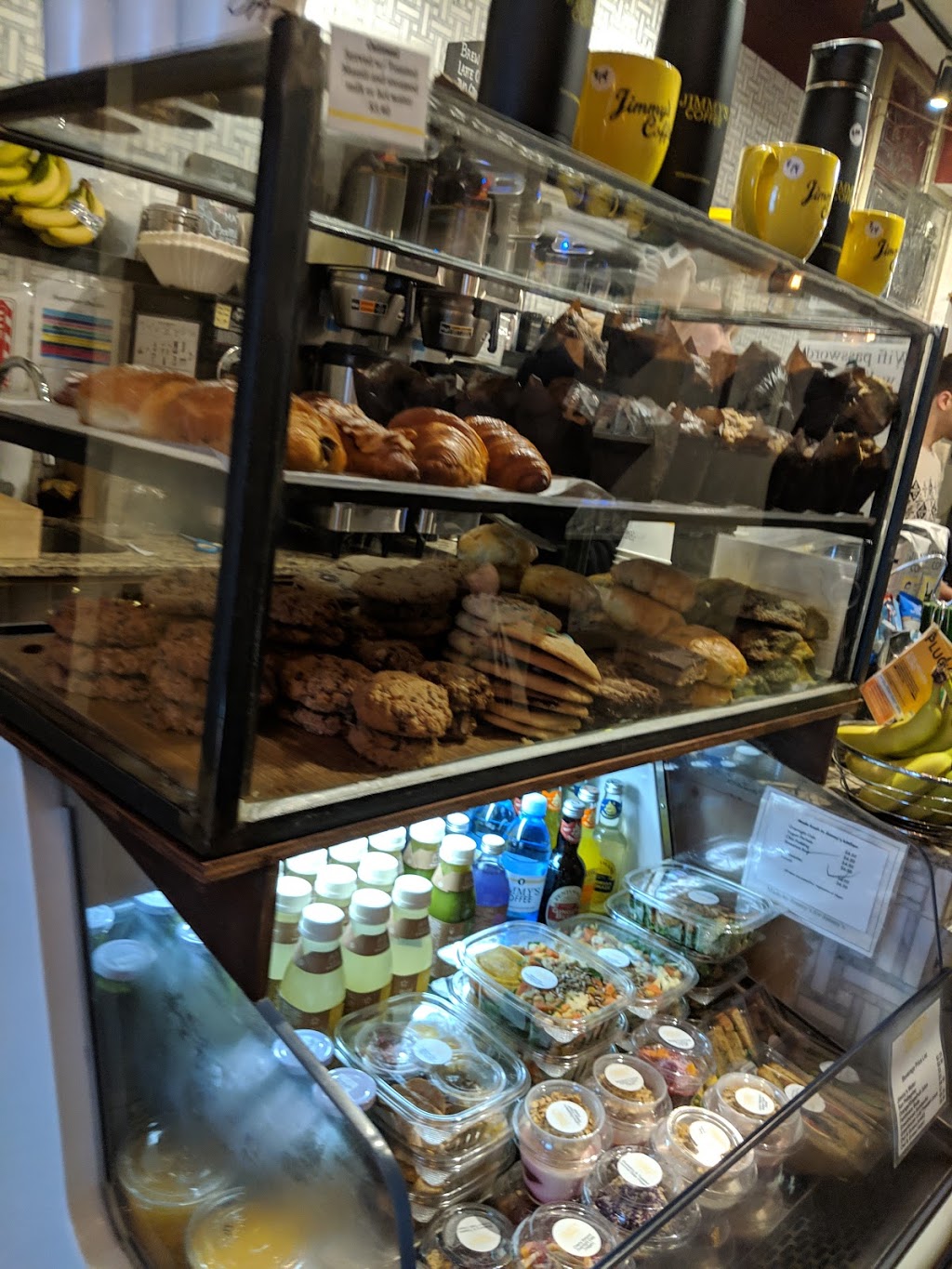 Starbucks | 2 Ossington Ave #1, Toronto, ON M6J 2Y7, Canada | Phone: (416) 533-0122
