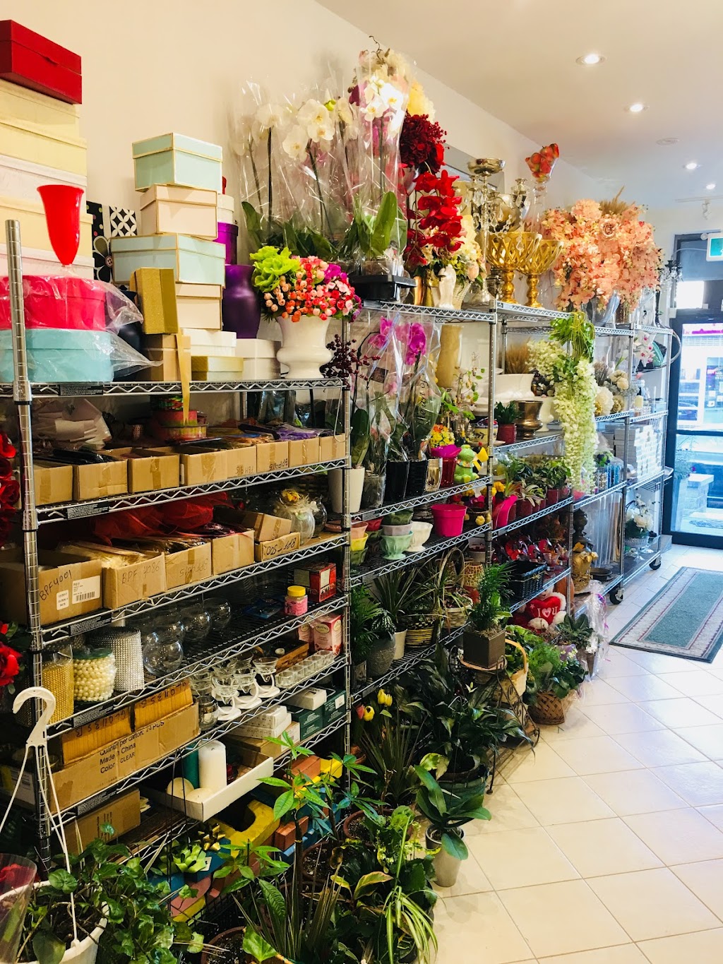 Dream Rose Florist | 14 Levendale Rd, Richmond Hill, ON L4C 4H2, Canada | Phone: (416) 845-7171