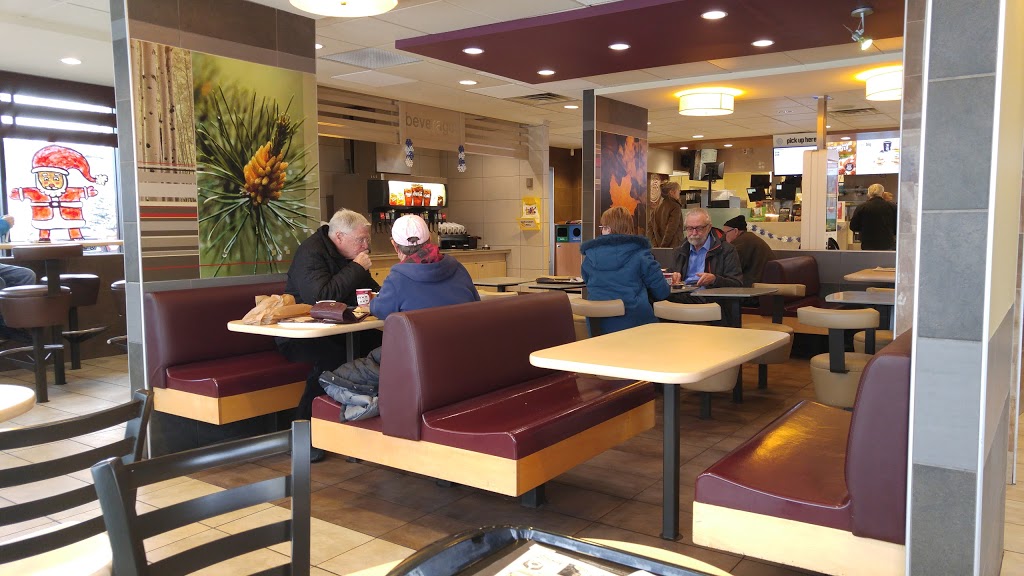 McDonalds | 325 Garrison Rd, Fort Erie, ON L2A 1M1, Canada | Phone: (905) 871-4965