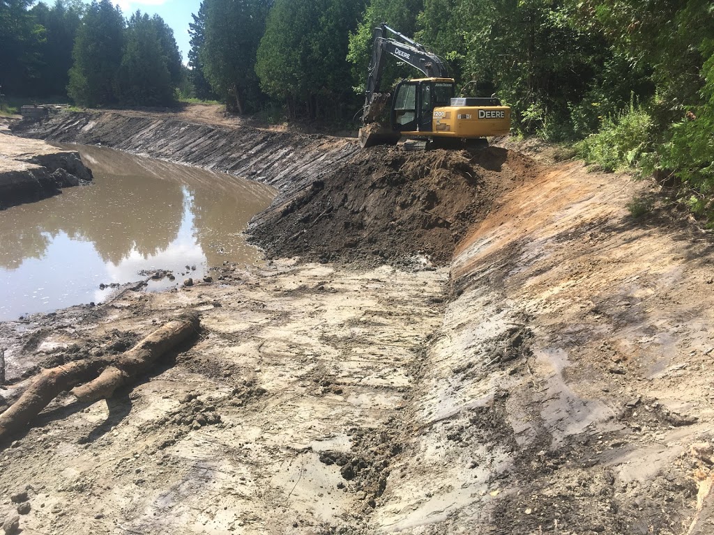 Christopher Coe Excavating | 437574 4 Line, Melancthon, ON L9V 1S8, Canada | Phone: (519) 278-0808