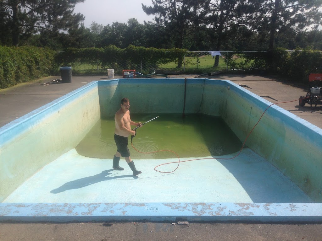 La belle piscine | 5 Rue Daniel, Saint-Jean-sur-Richelieu, QC J2W 1W3, Canada | Phone: (450) 741-1570